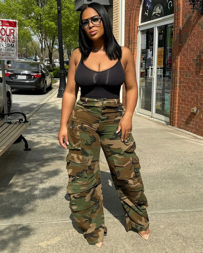 Hem Shift Tall-Friendly Denim Cargo Jeans